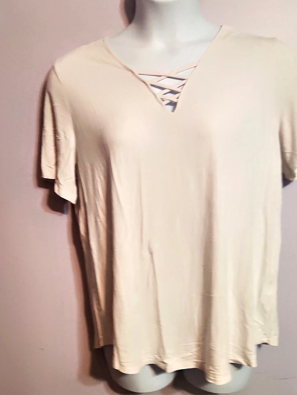 Feiersi Short Sleeve Lace-Up Neck Top in Cream XL
